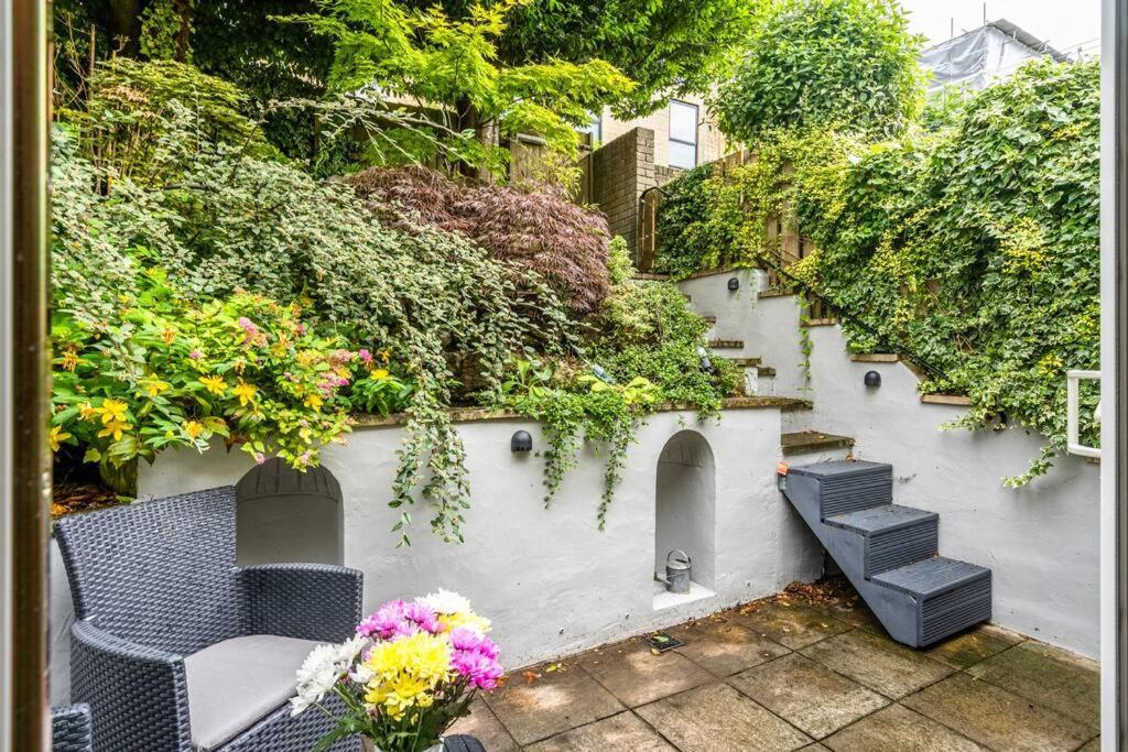 Stunning 4 Bedroom House In Central 바스 외부 사진