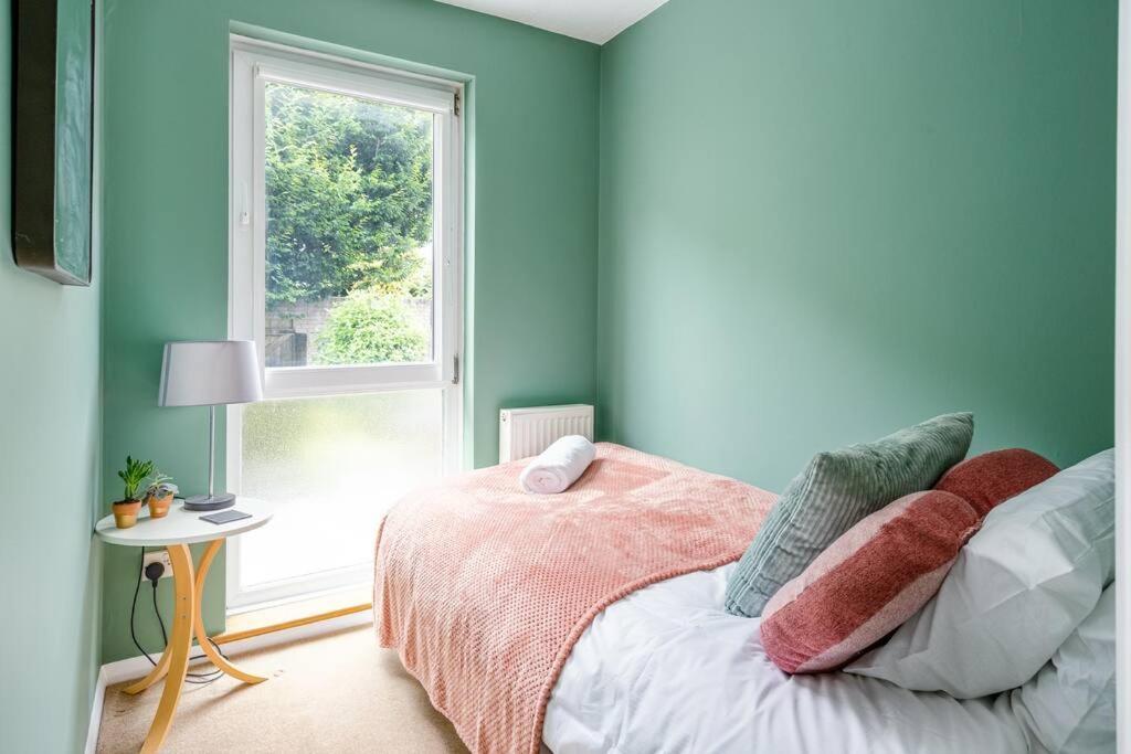 Stunning 4 Bedroom House In Central 바스 외부 사진