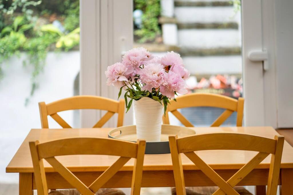 Stunning 4 Bedroom House In Central 바스 외부 사진